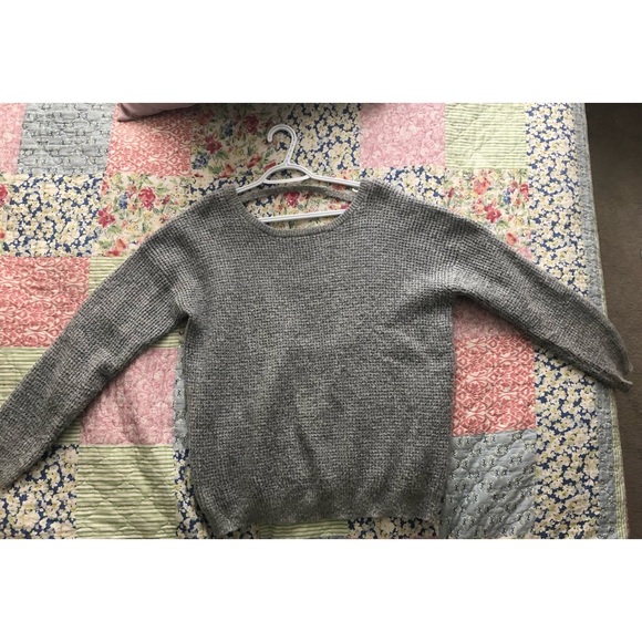 Forever 21 grey knit sweater - Picture 5 of 5